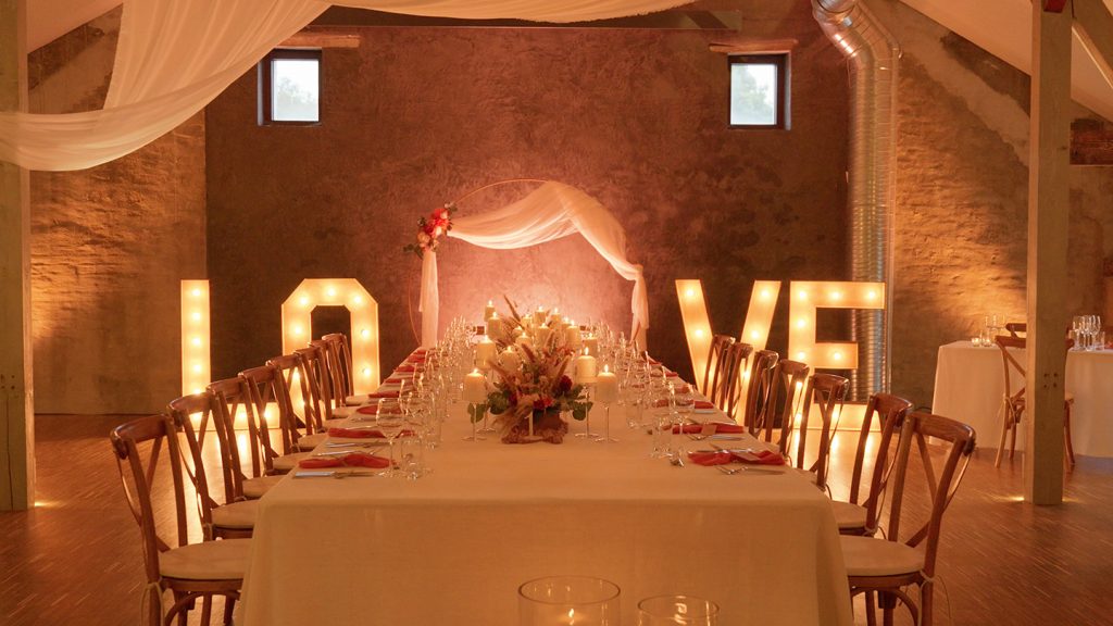 Hochzeit Andreashaus Niederzier Dekoration Innenraum.