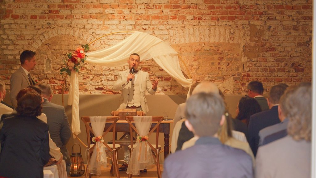 Freie Trauung im Trauzimmer des Andreashaus Niederzier.